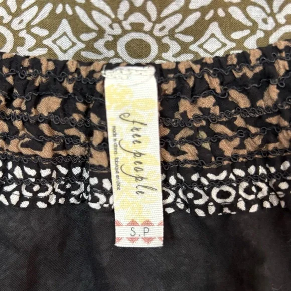 Free People Bedouin Traveler Maxi Boho Skirt
Brown Black Combo Size Small - Picture 7 of 9